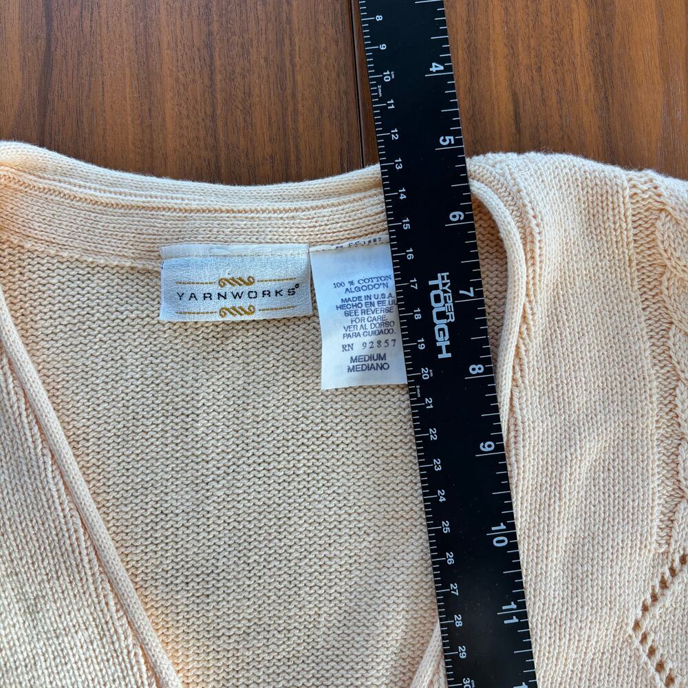 90s Vintage Yarn Works 100% Cotton V Neck Cable Knit Sweater Vest Gold Buttons M - Picture 4 of 6